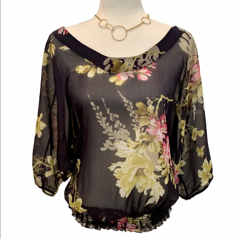 Guess open back top elasticized waist 3/4 slv XS
